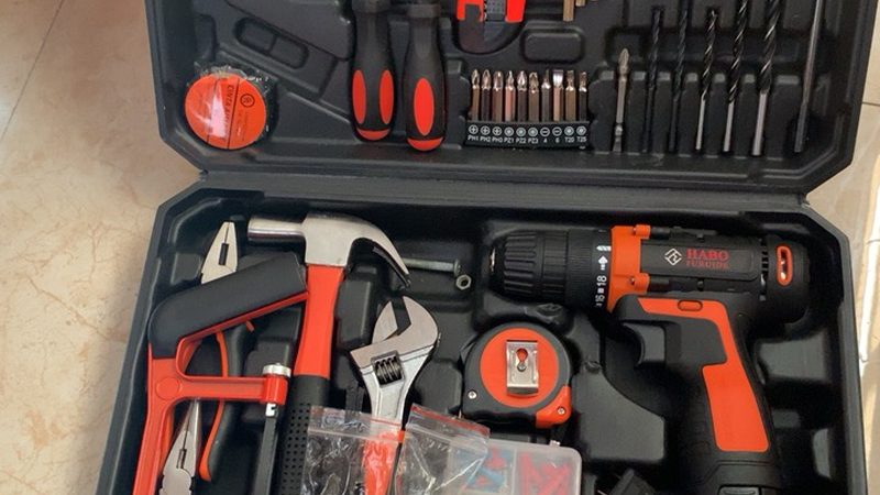 小型汽修店工具采购清单：关键工具与选购要点